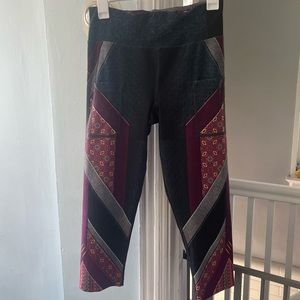 Inknburn Woman’s Enigma capris size 6